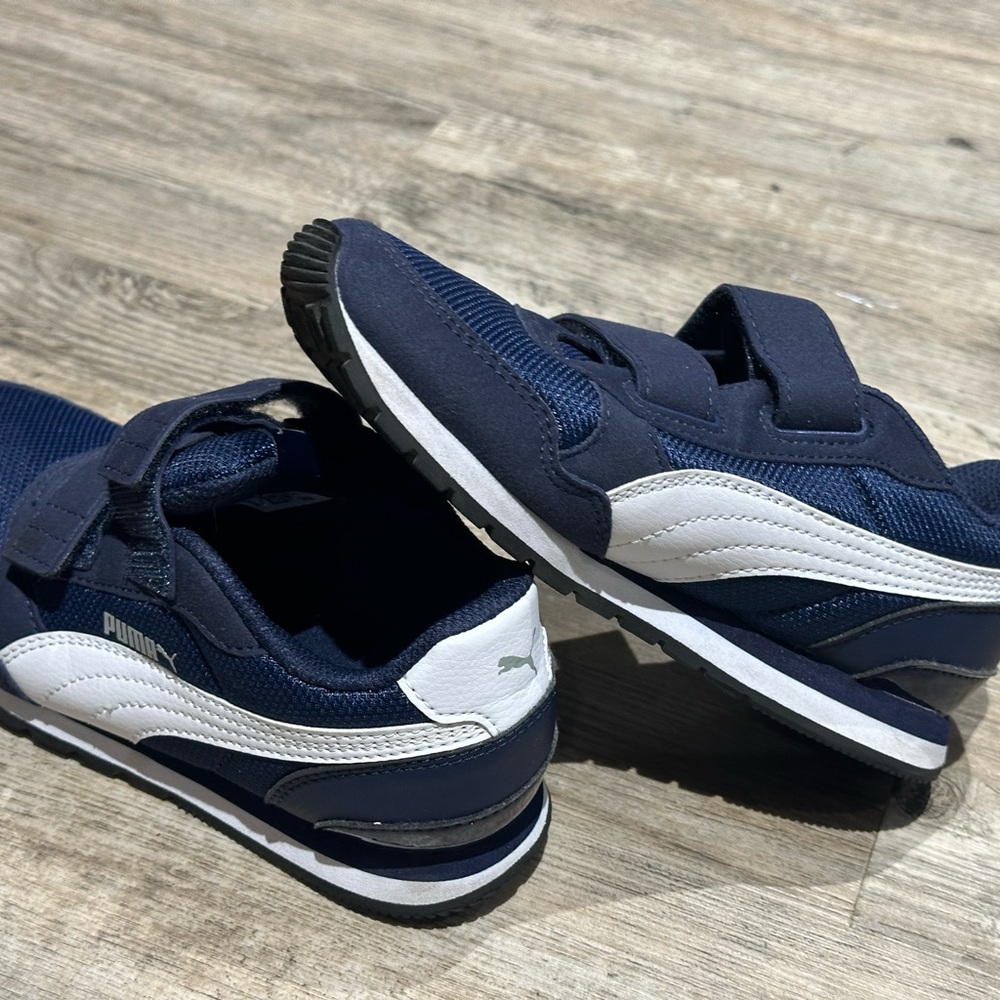 Puma Kids Shoes - Navy and White